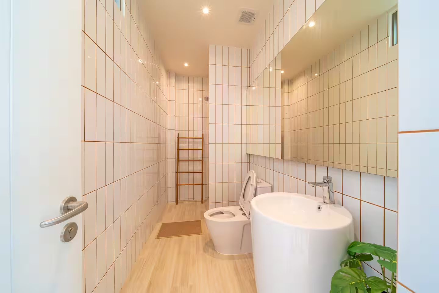 Alisa Pool Villa — вилла с бассейном в Чернг-Талае, 3 спальни